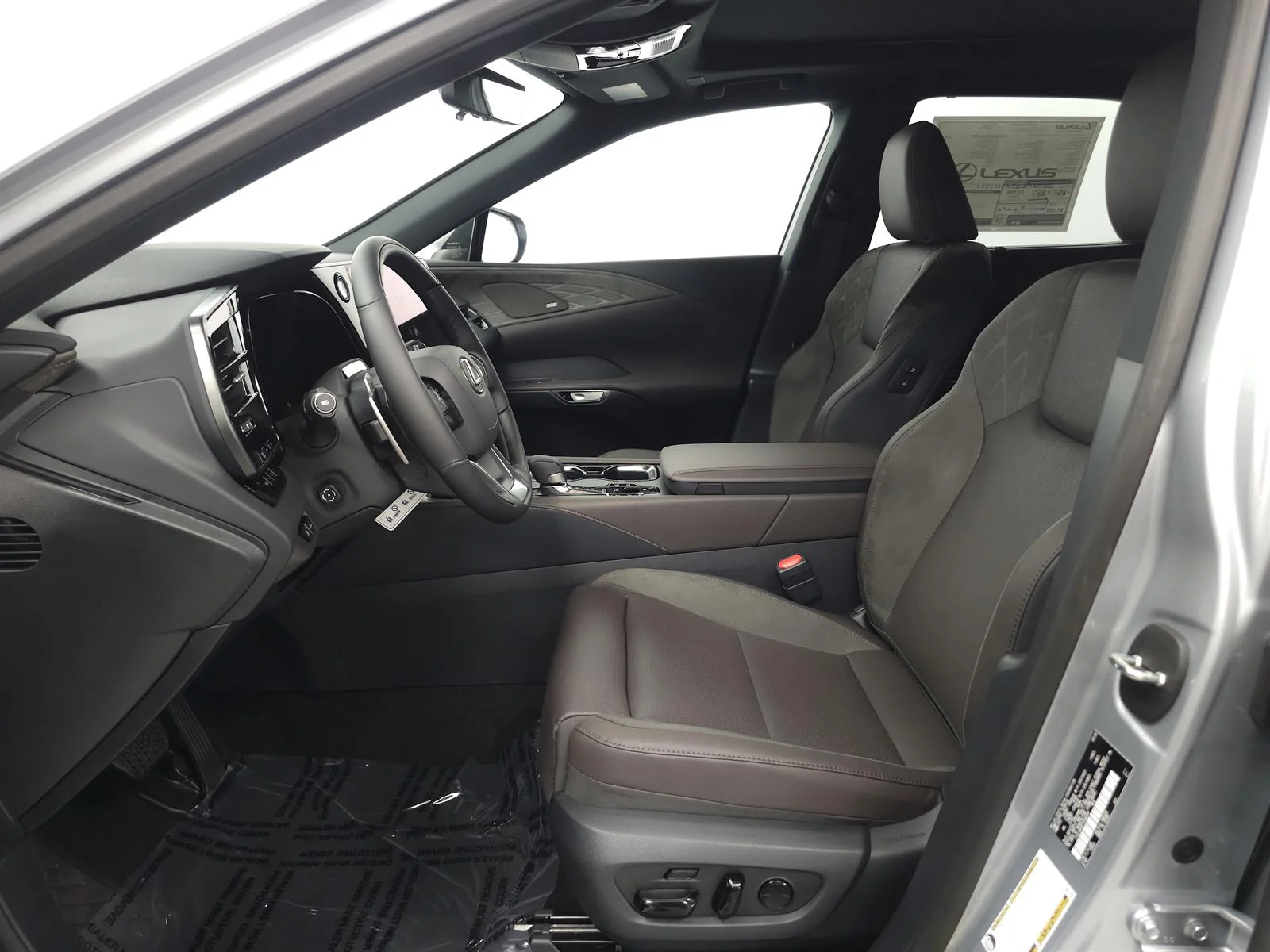 New 2026 Iridium (1l2) Lexus Luxury image 4