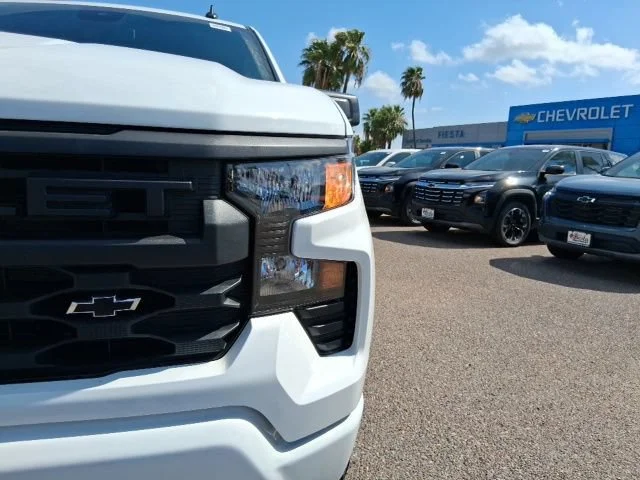 New 2026 Summit White Chevrolet Custom image 3