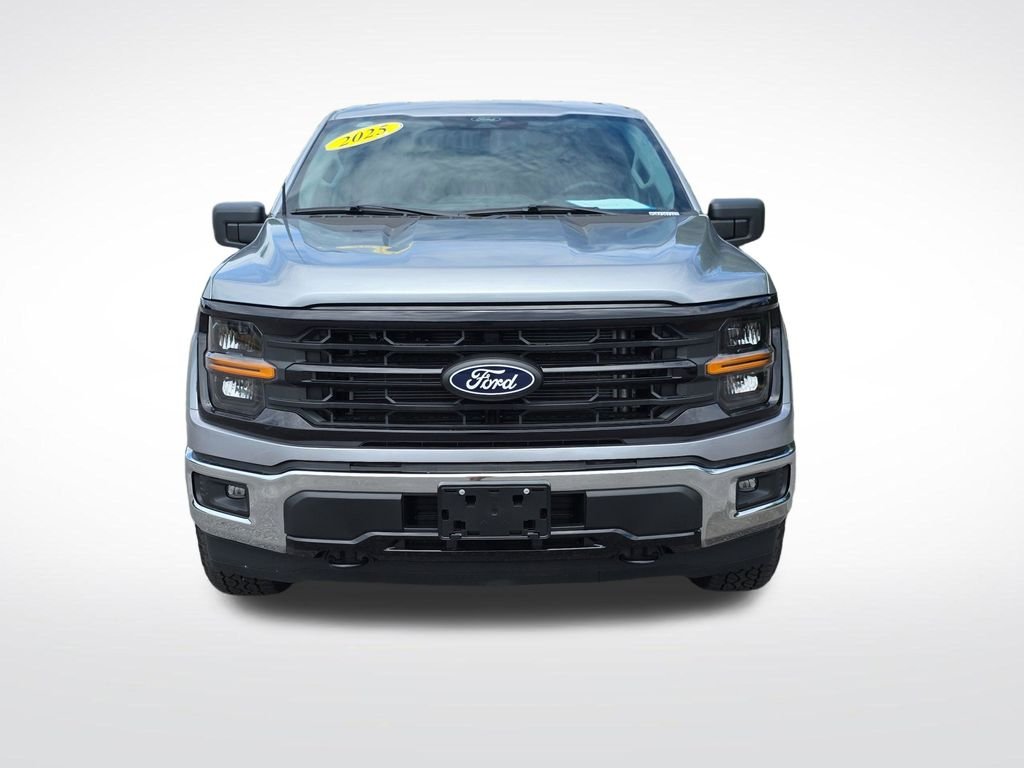 Used 2025 Silver Ford XLT image 9
