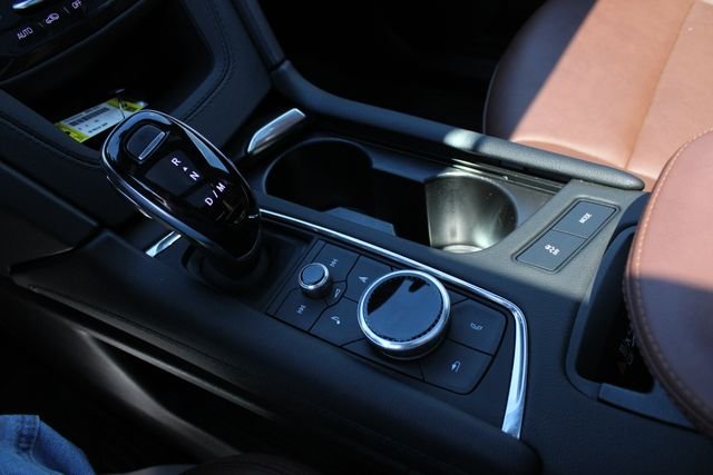 Used 2024 Crystal White Tri-Coat Cadillac Premium Luxury image 19