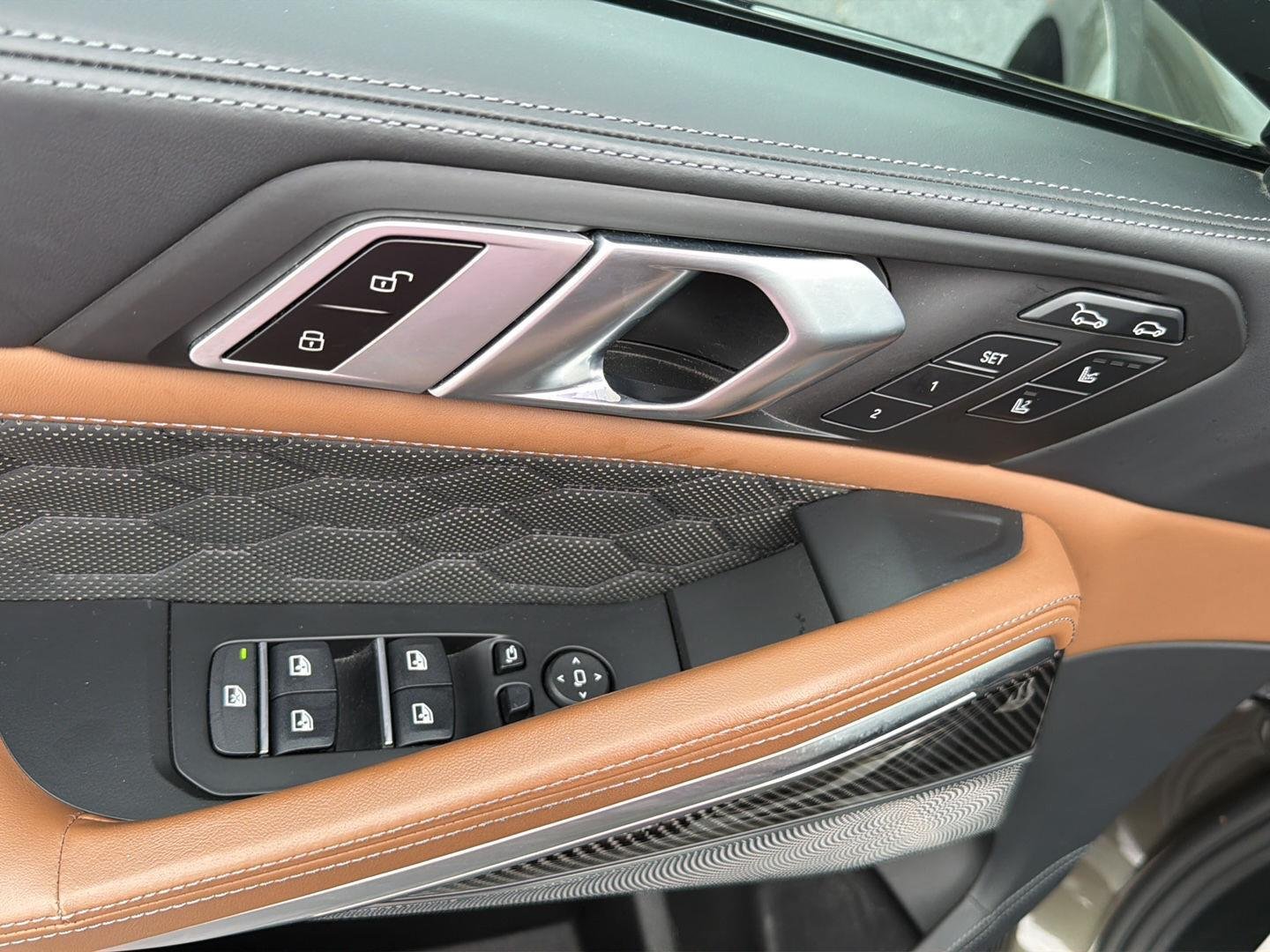 Used 2023 Manhattan Green Metallic BMW  image 34