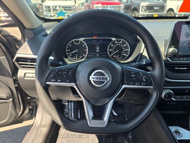 Used 2022 Gray Nissan 2.5 SV image 20