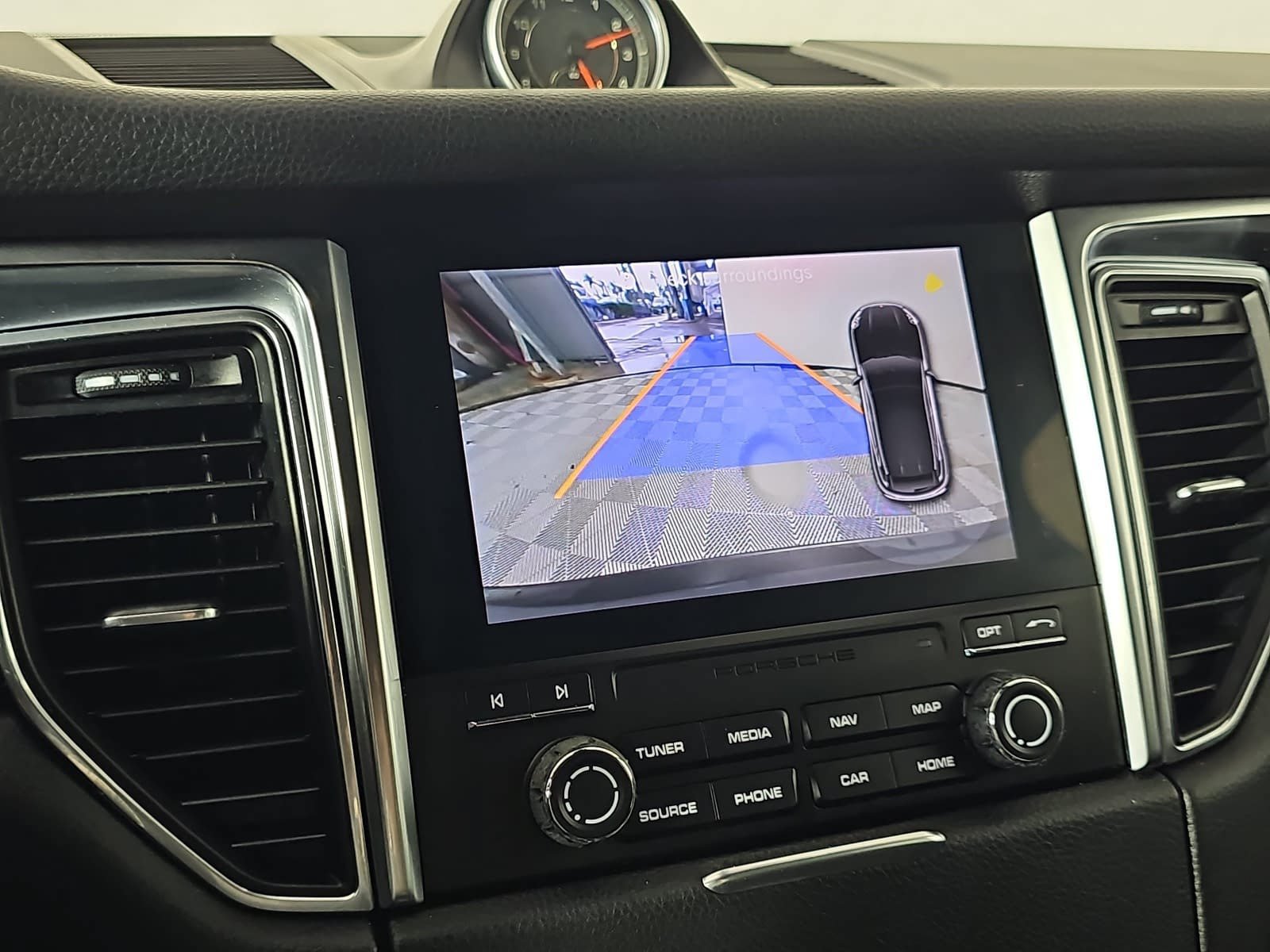 Used 2018 Silver Porsche  image 21