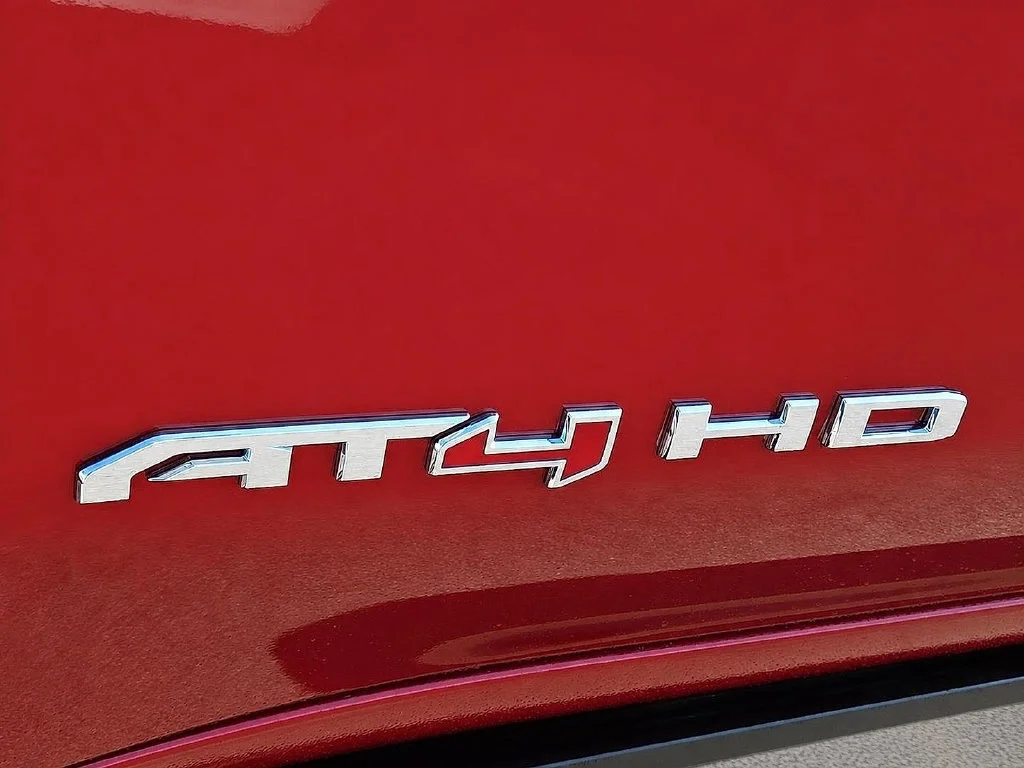 2026 GMC Sierra 2500HD AT4 - Photo 7