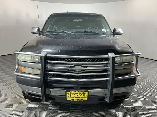 Used 2002 Chevrolet Silverado 2500HD LS with VIN 1GCHK29U02E244123 for sale in Marysville, WA