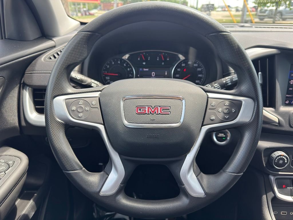 Used 2023 Volcanic Red Tintcoat GMC SLE image 10