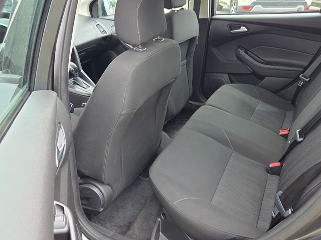 Used 2018 Gray Ford SE image 6