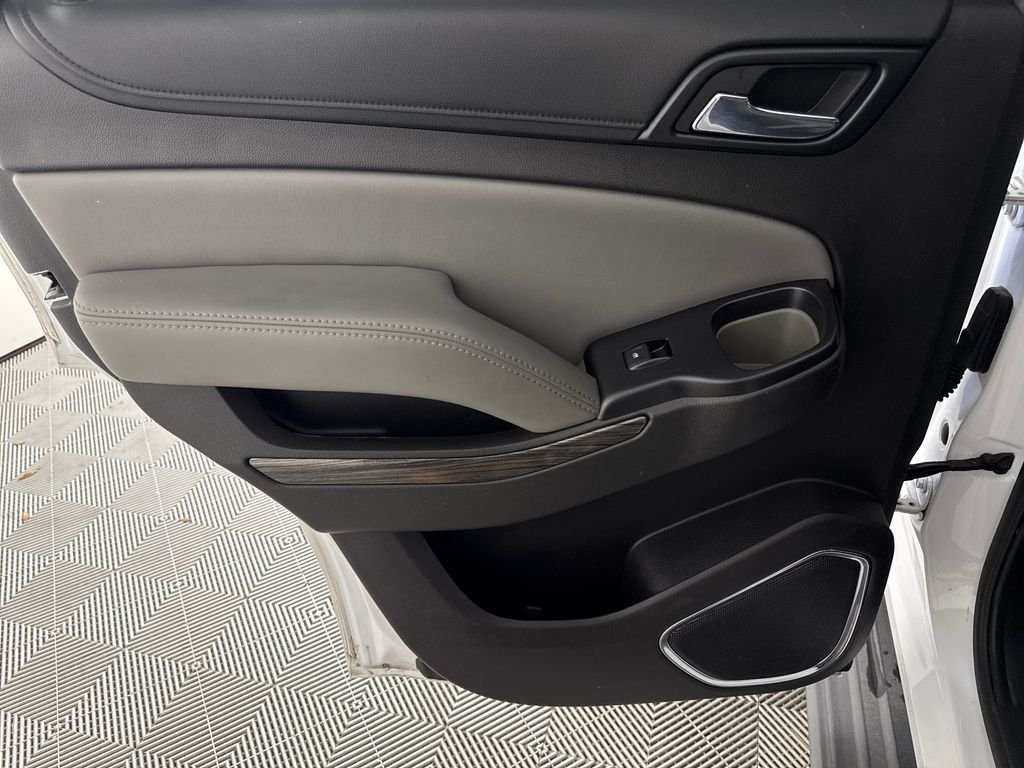 2016 Chevrolet Tahoe LT - Photo 12