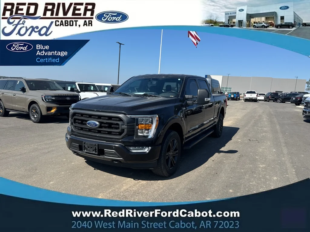 Used 2022 Agate Black Metallic Ford XLT image 1