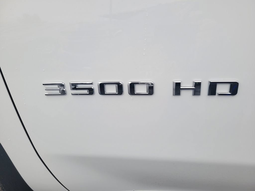 2026 Chevrolet Silverado 3500 HD Chassis Cab Work Truck view 8