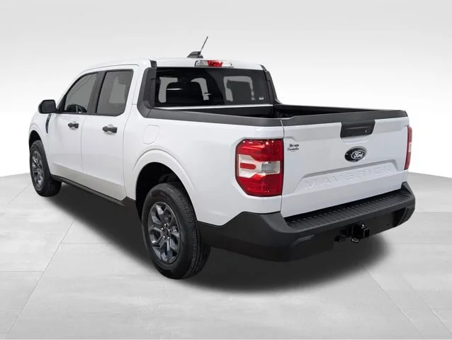 New 2026 Oxford White Ford XLT image 22