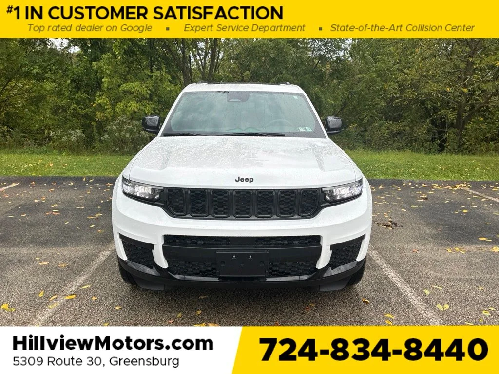 Certified Used 2023 Bright White Clearcoat Jeep Altitude image 10