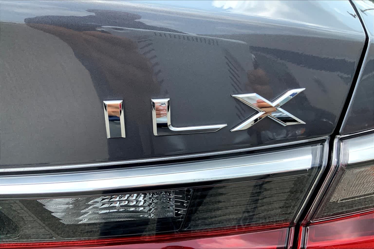 Used 2019 Modern Steel Metallic Acura w/Premium Pkg image 8