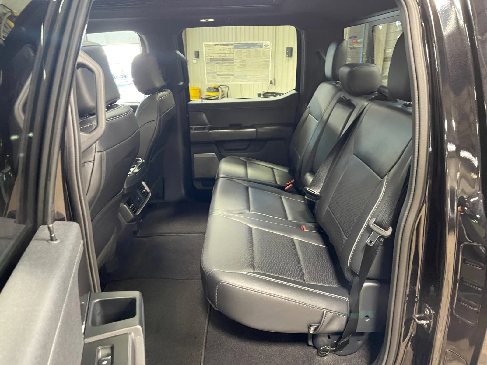 New 2026 Agate Black Metallic Ford Lariat image 18