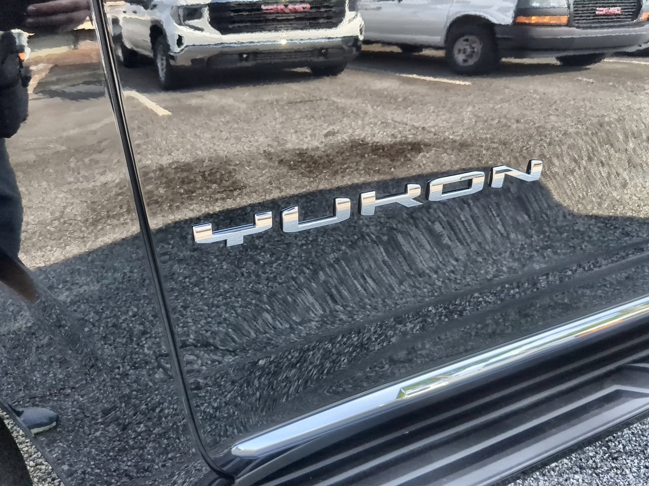 New 2026 Onyx Black GMC Elevation image 33