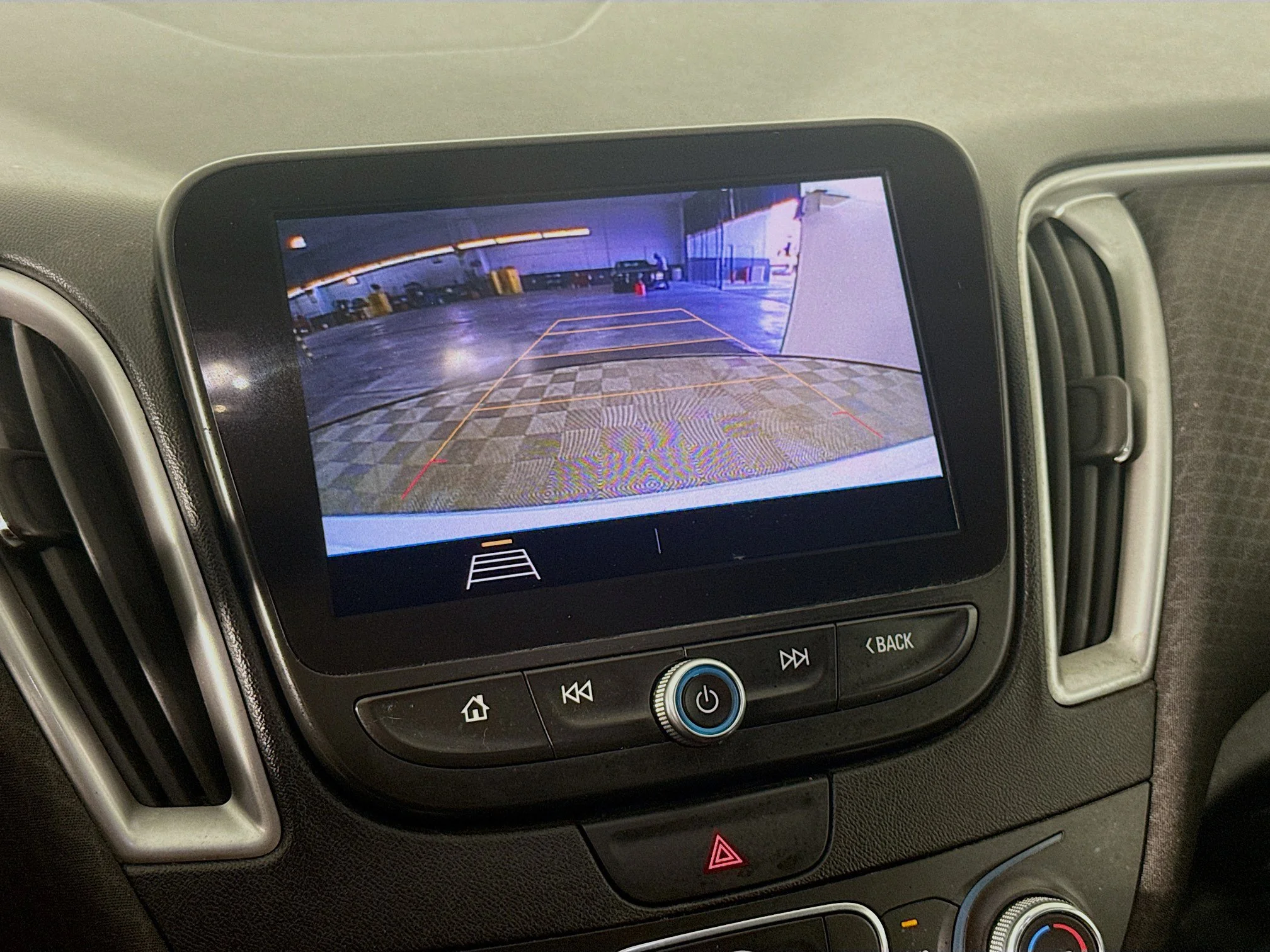 Used 2019 Summit White Chevrolet LS image 15