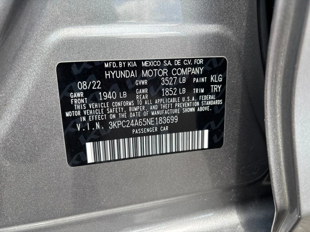 Used 2022 Gray Hyundai SE image 20