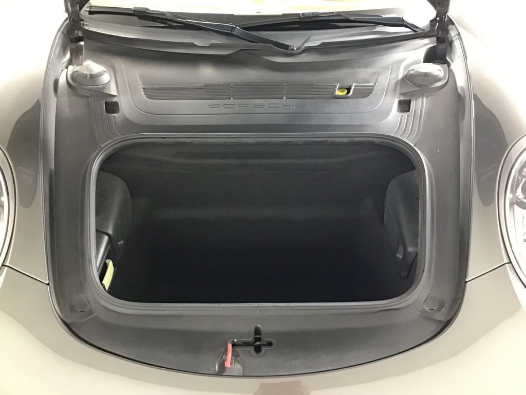 Certified Used 2015  Porsche Carrera 4S image 20