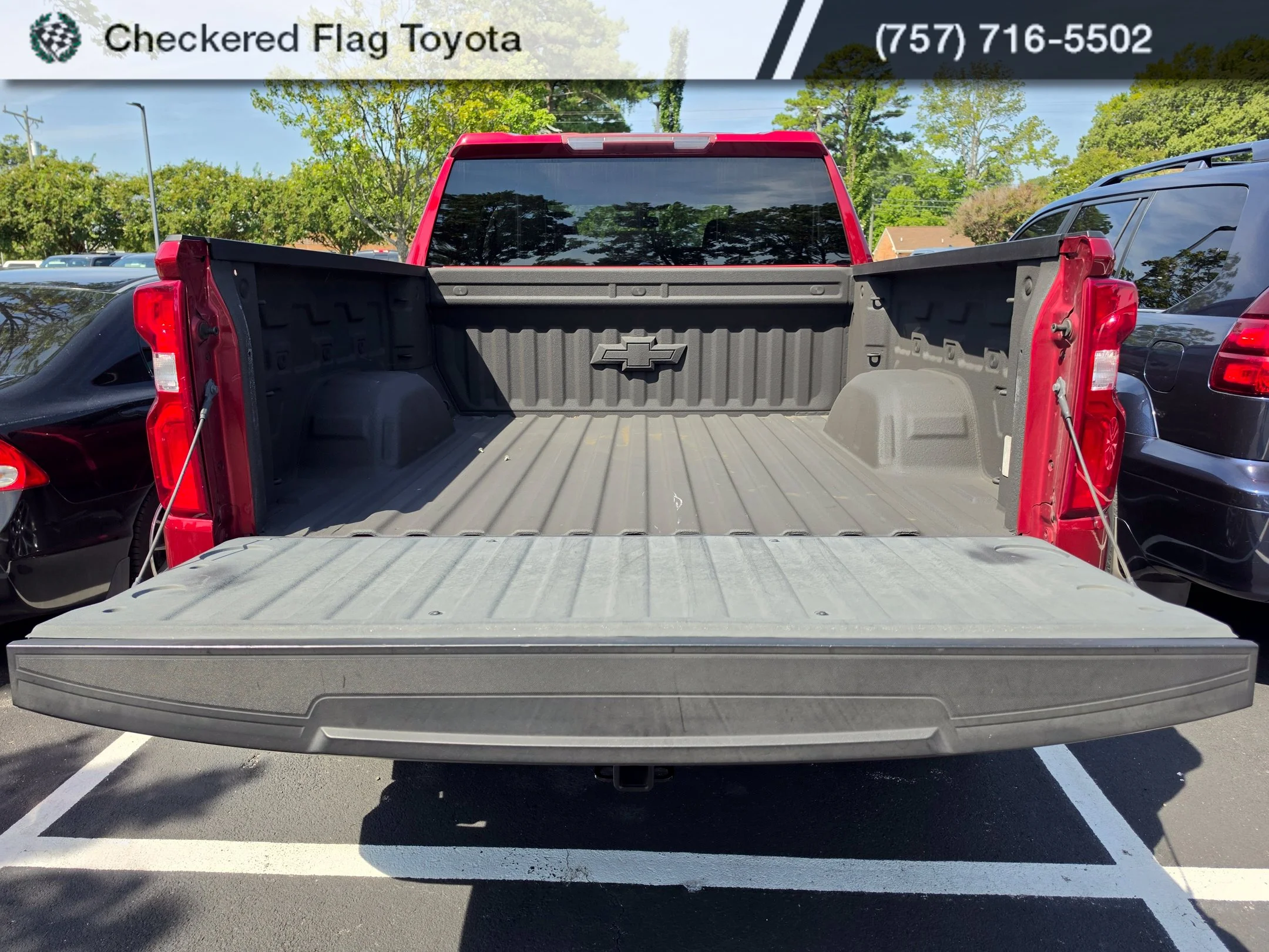 Used 2019 Cajun Red Tintcoat Chevrolet RST image 7