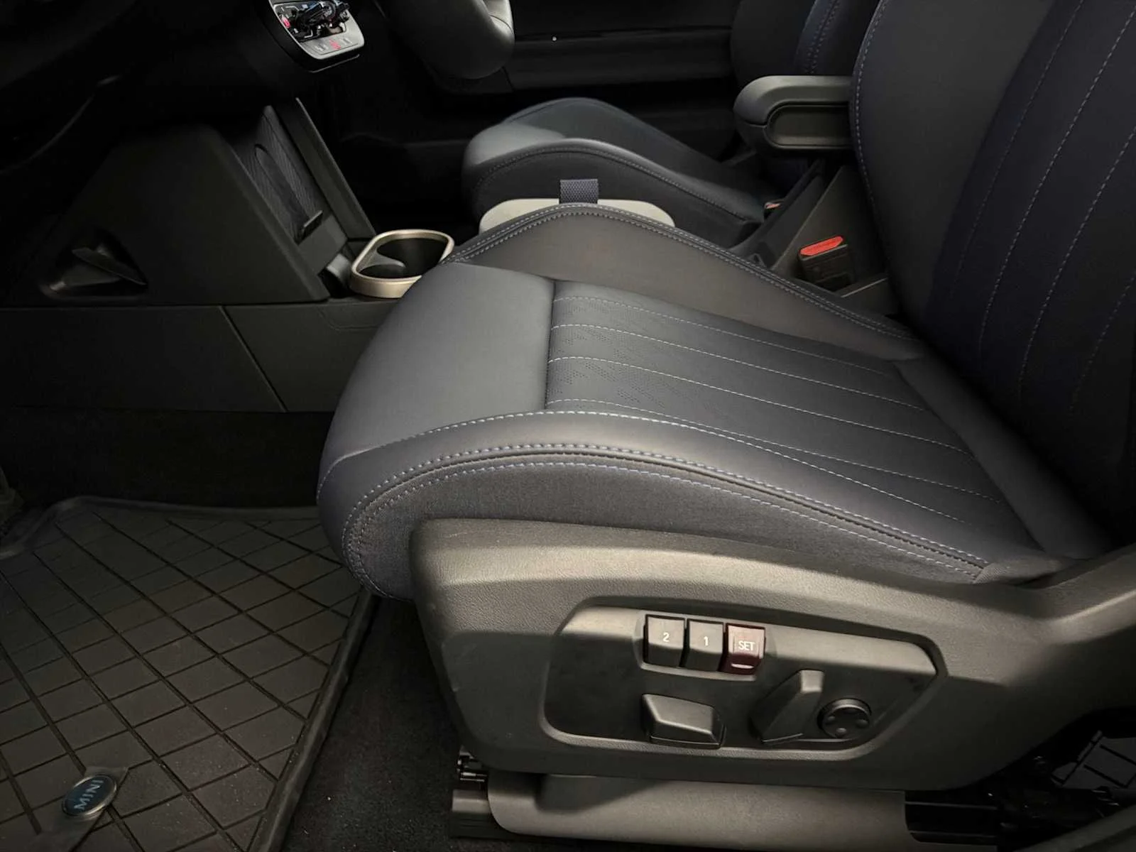 2026 MINI Hardtop 4 Door - Photo 10