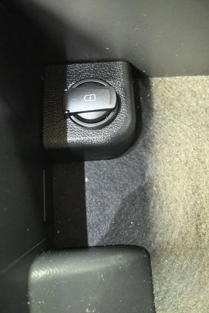 Used 2021 Black Kia EX image 37