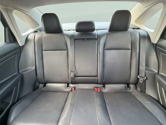 Used 2020 Gray Volkswagen SEL image 17