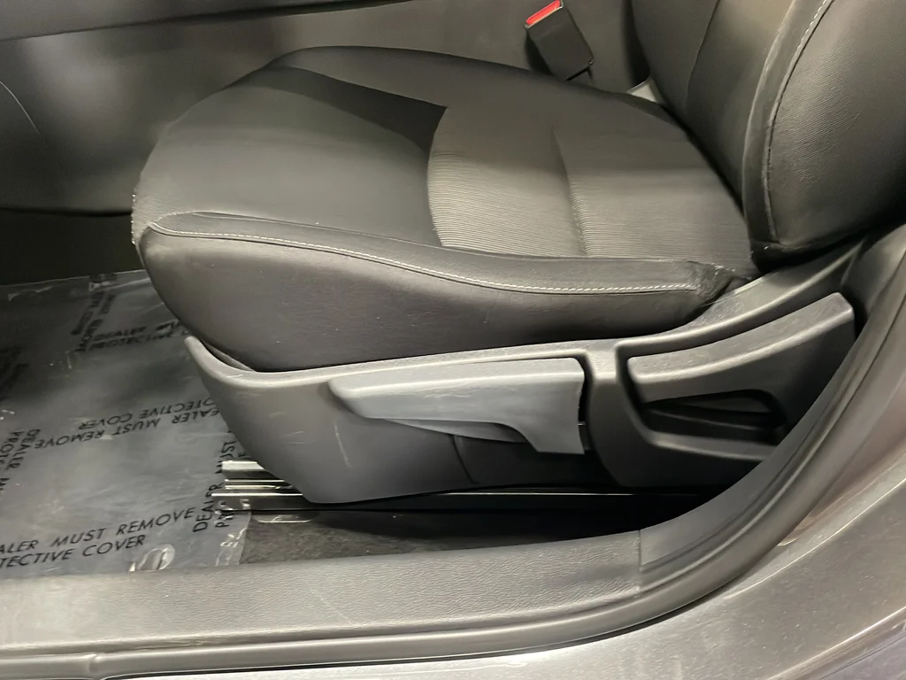 Used 2024 Gray Nissan SV image 18