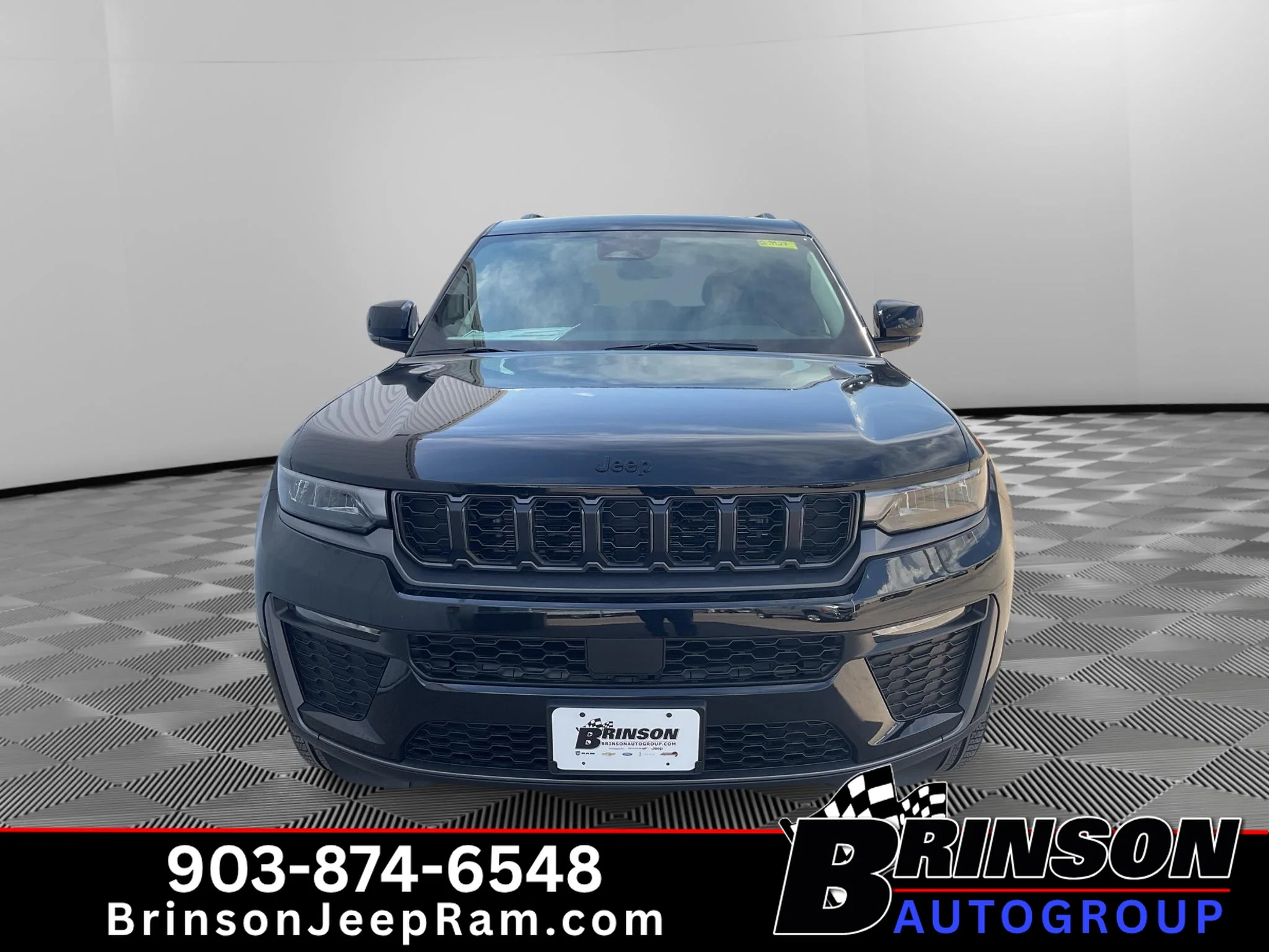 New 2027 High-Gloss Black Paint Jeep Limited image 2