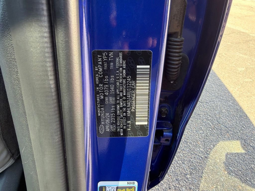 2024 Hyundai Elantra Limited - Photo 37