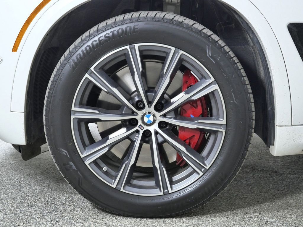 2026 BMW X5 M60i - Photo 17