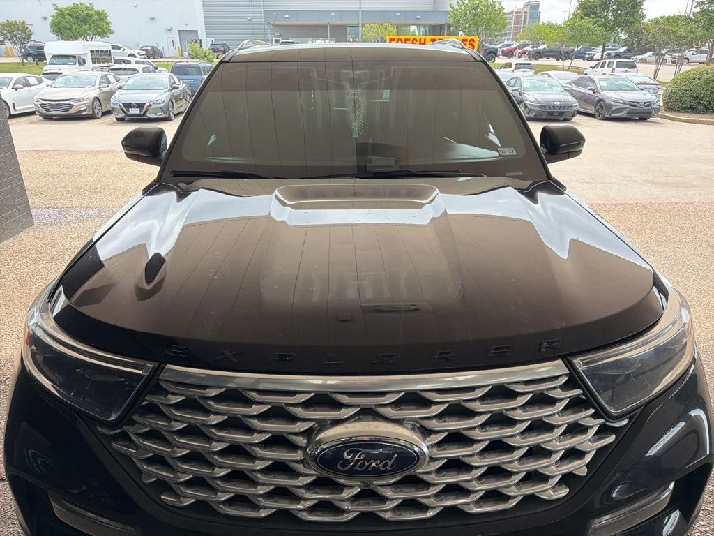 Used 2020 Black Ford Platinum image 3