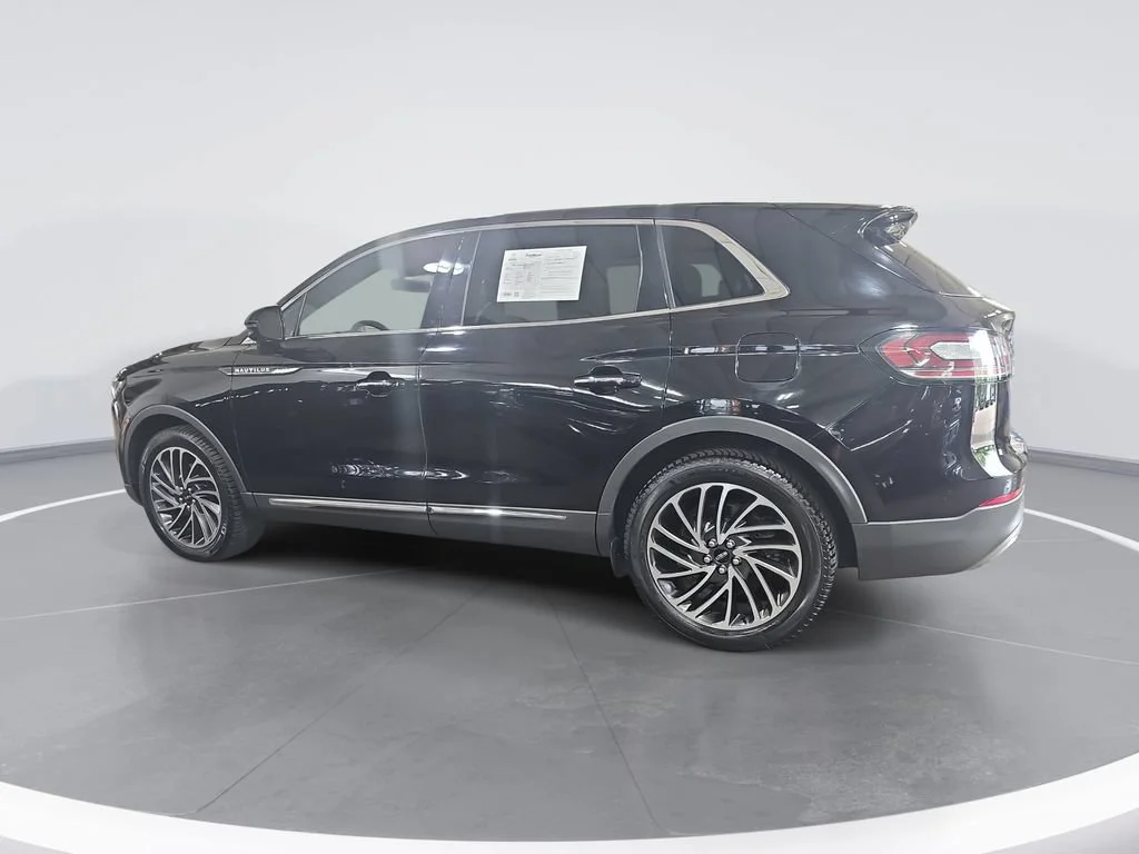 Certified Used 2019 Black Lincoln Reserve image 7