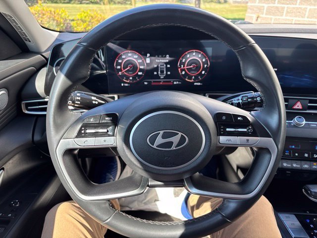 Used 2025 Intense Blue Hyundai SEL Convenience image 18