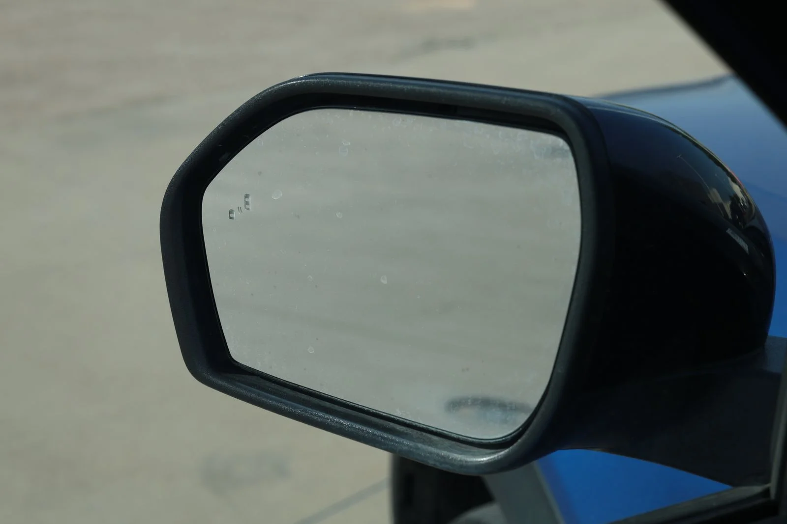 Used 2023 Blue Ford Limited image 9