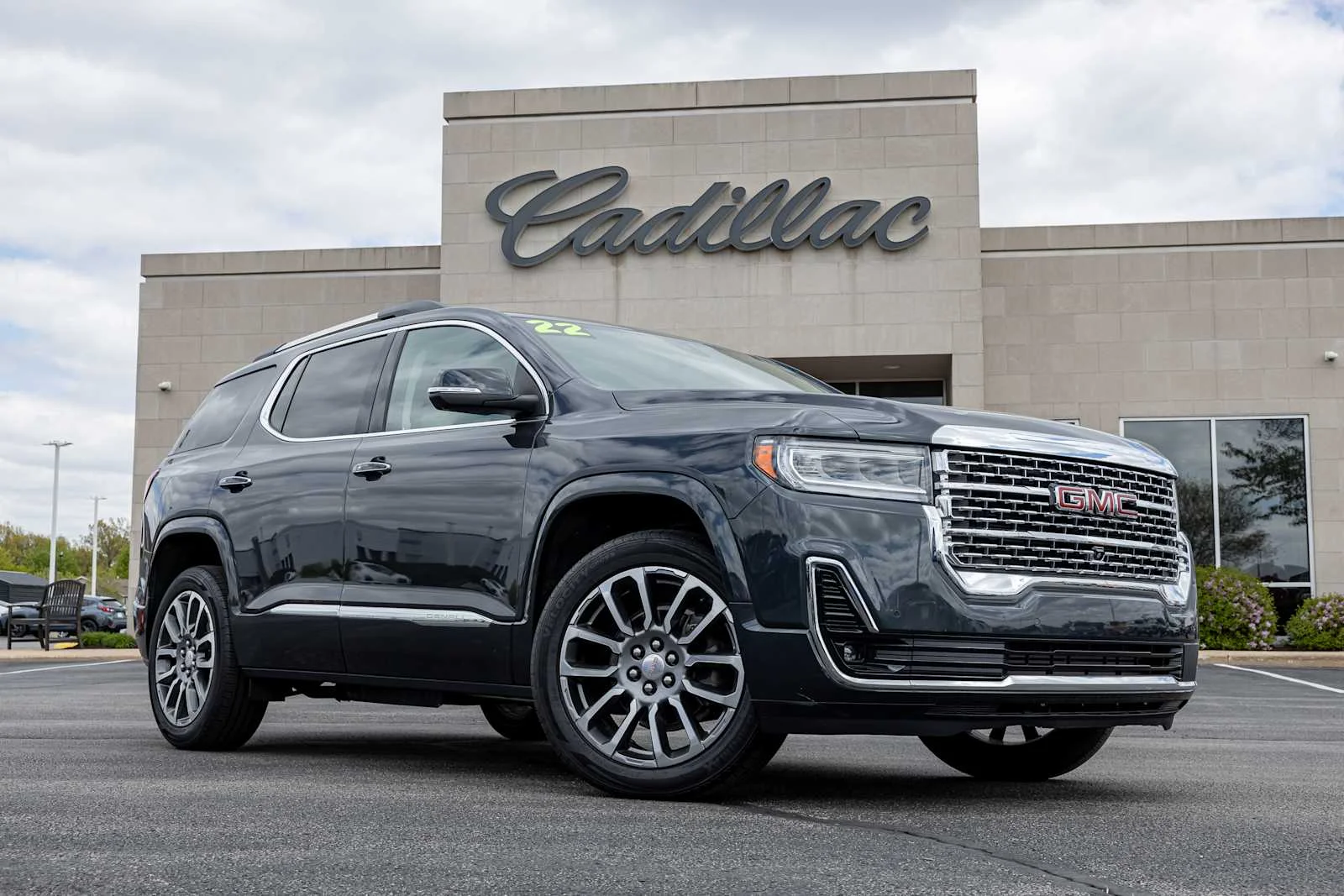 2022 GMC Acadia Denali AWD's photo