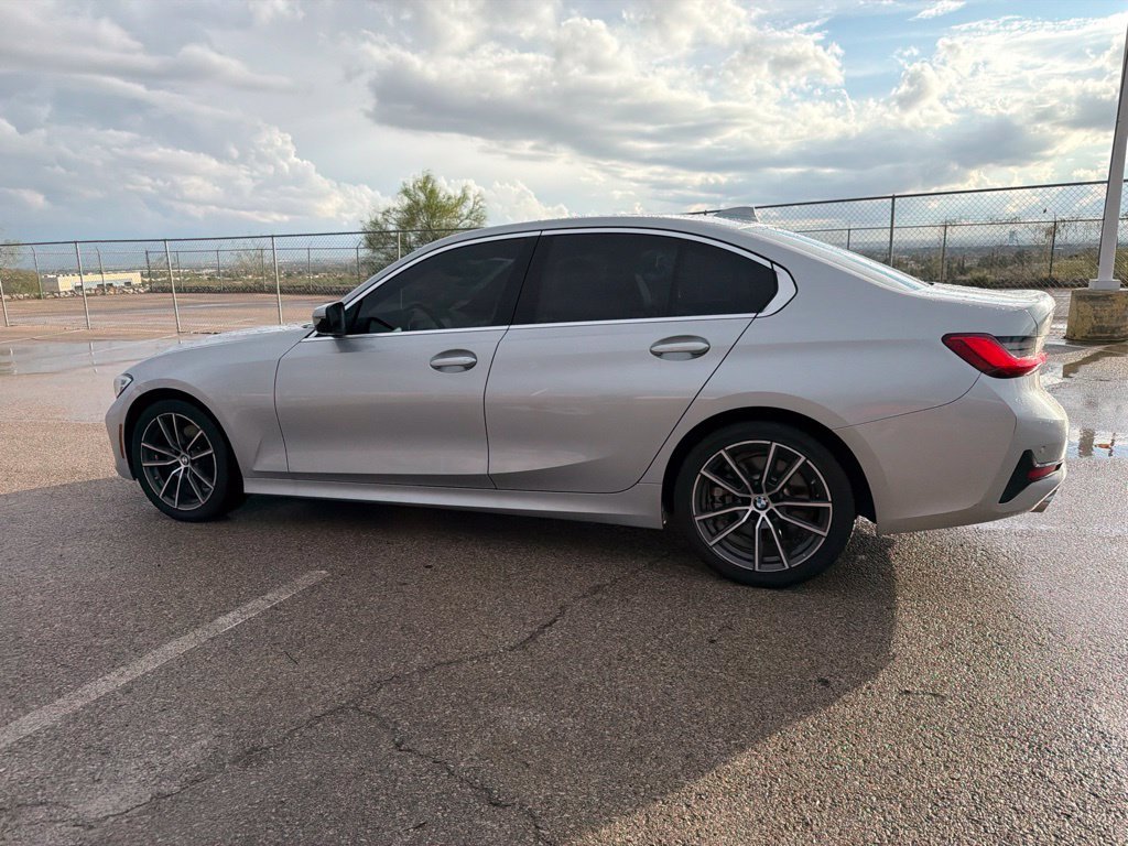 Used 2019 Silver BMW 330i image 4