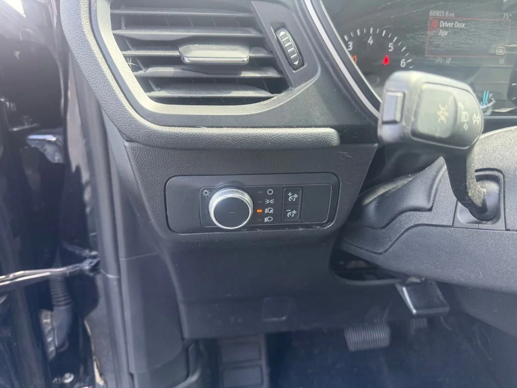 Used 2020 Black Ford SE image 22