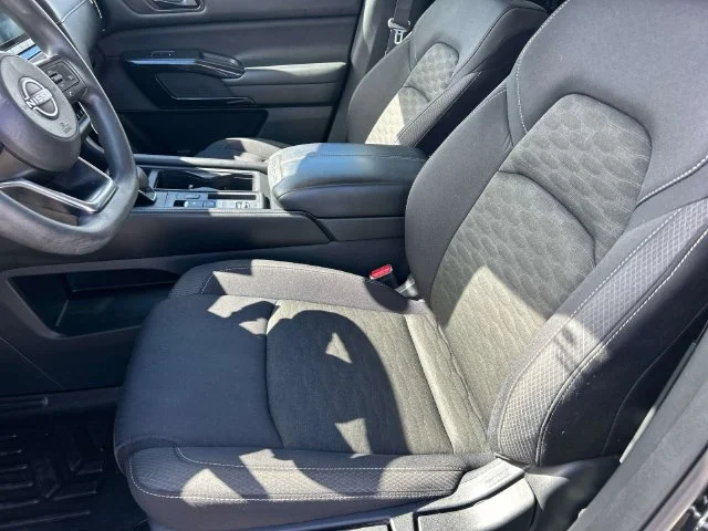 Used 2024 Black Nissan S image 27