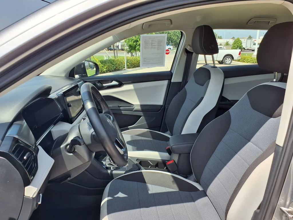 Used 2025 Silver Volkswagen 1.5T S image 14