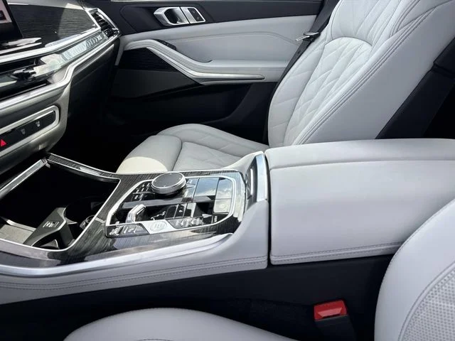 Used 2026 Gray BMW sDrive40i image 45