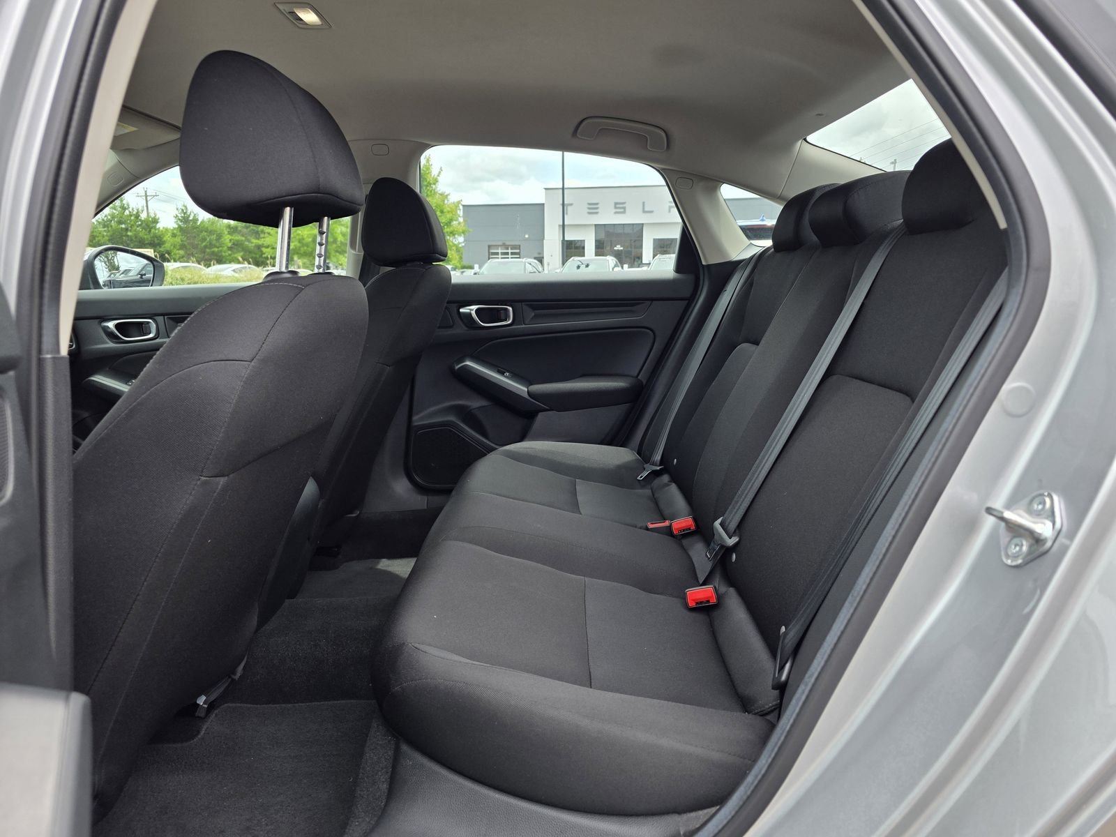 Used 2025 Silver Honda LX image 16