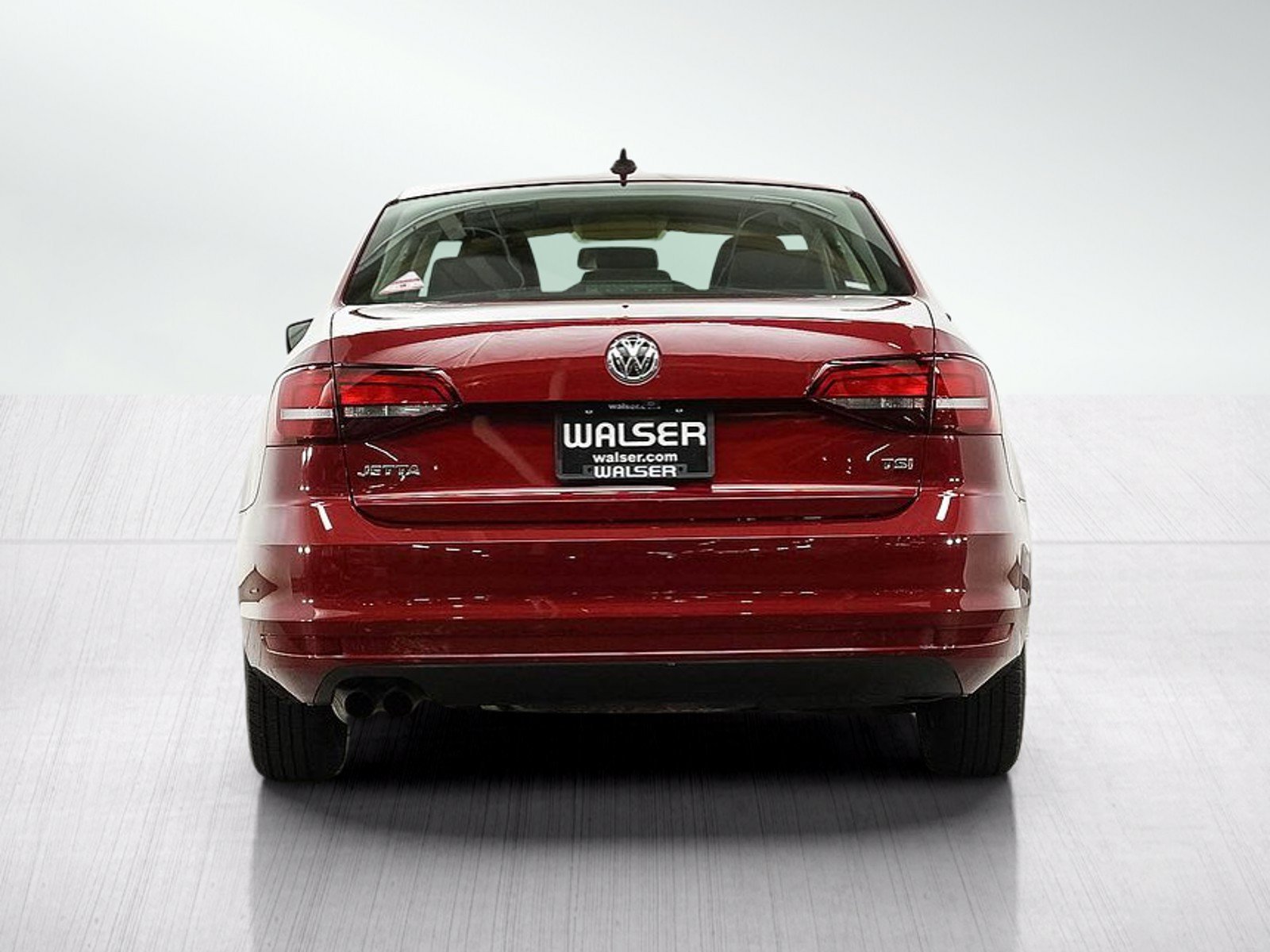 Used 2016 Cardinal Red Metallic Volkswagen 1.4T S image 4