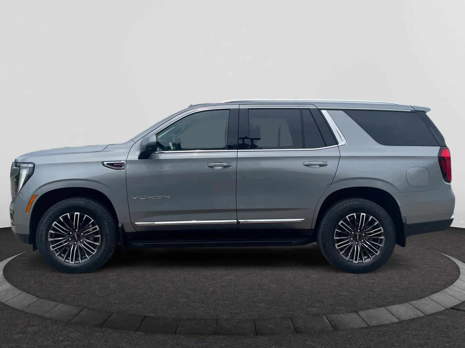 New 2026 Sterling Metallic GMC Elevation image 2