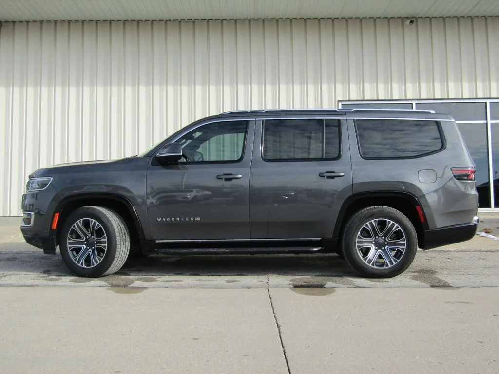 Used 2022 Gray Jeep Series III image 11