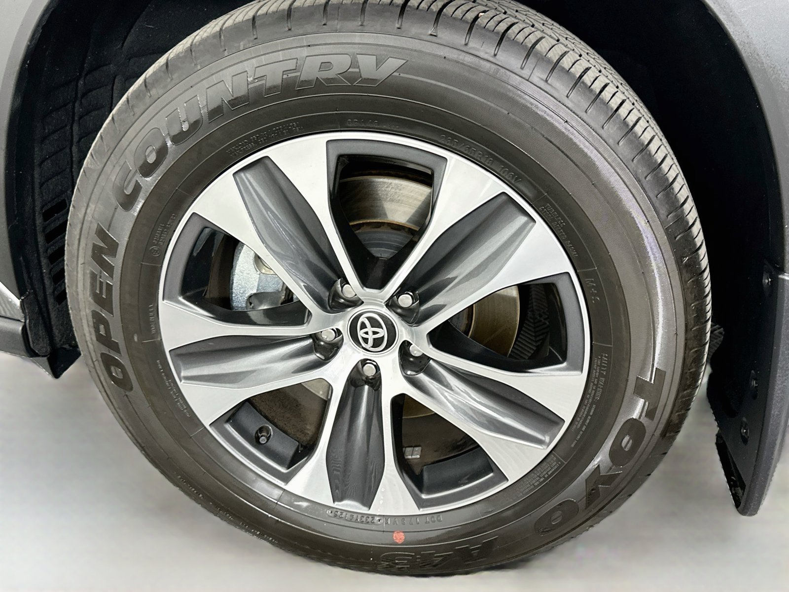 Used 2026 Heavy Metal Toyota XLE image 33