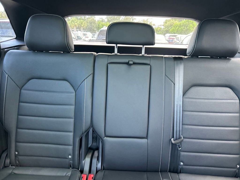 New 2026 White Volkswagen 2.0T SEL R-Line Black image 13