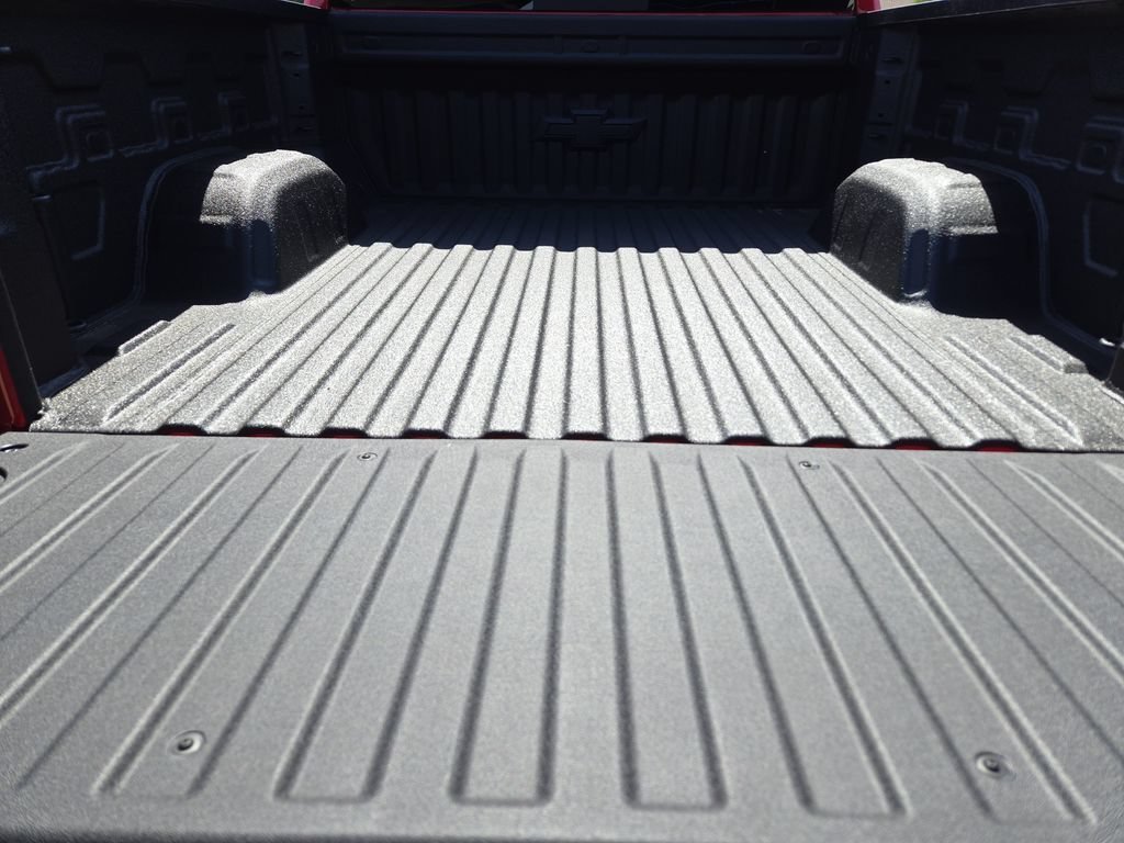 2026 Chevrolet Silverado 1500 ZR2 - Photo 18