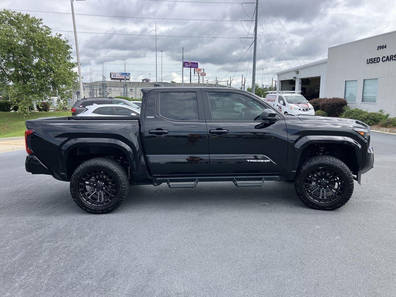 Used 2024 Black Toyota SR5 Double Cab image 6