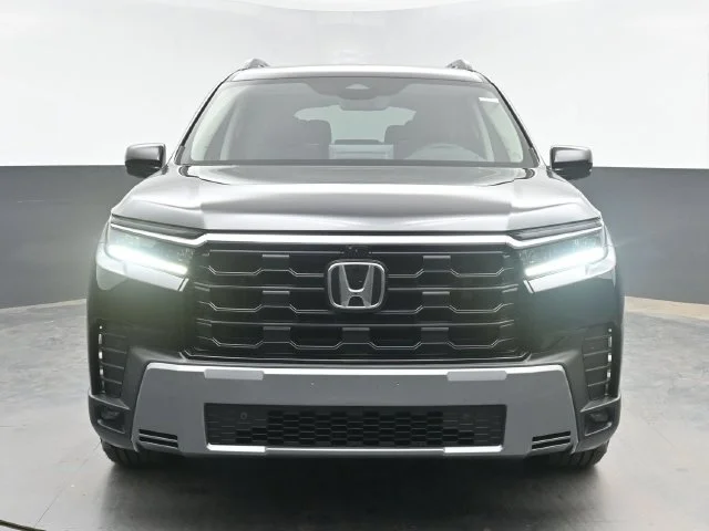 New 2026 Smoke Blue Pearl Honda Touring image 3