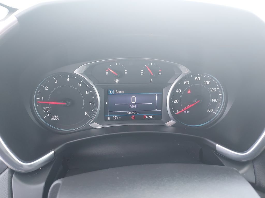 Used 2022 White Chevrolet LT image 18